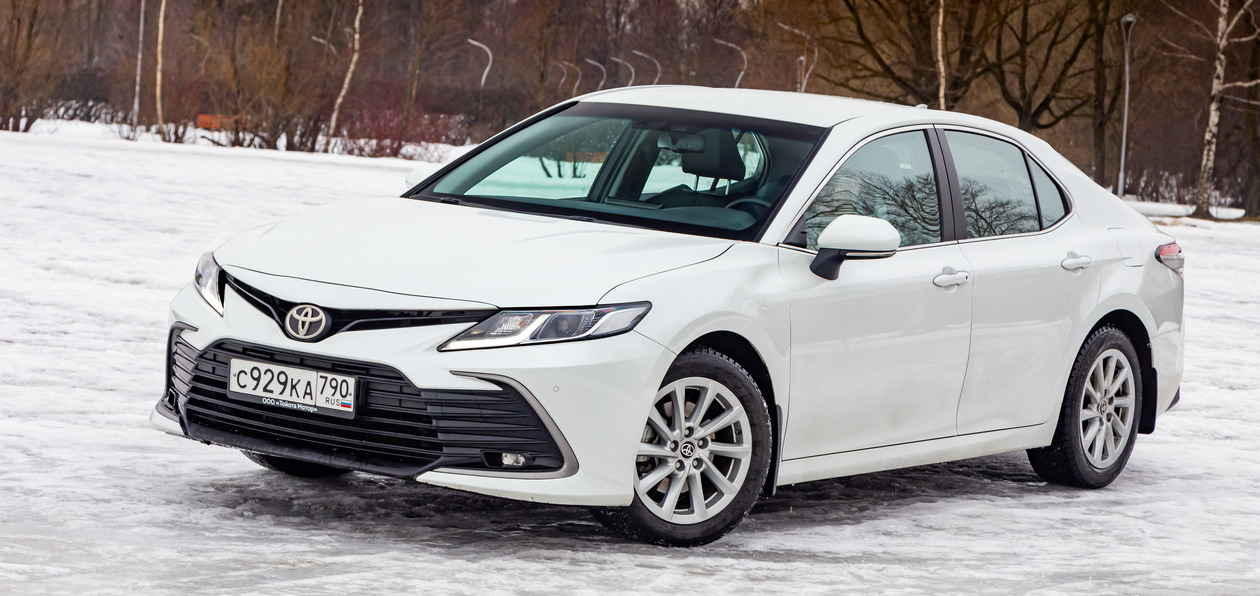 Фото 10 — Toyota Camry: обзор и тест-драйв